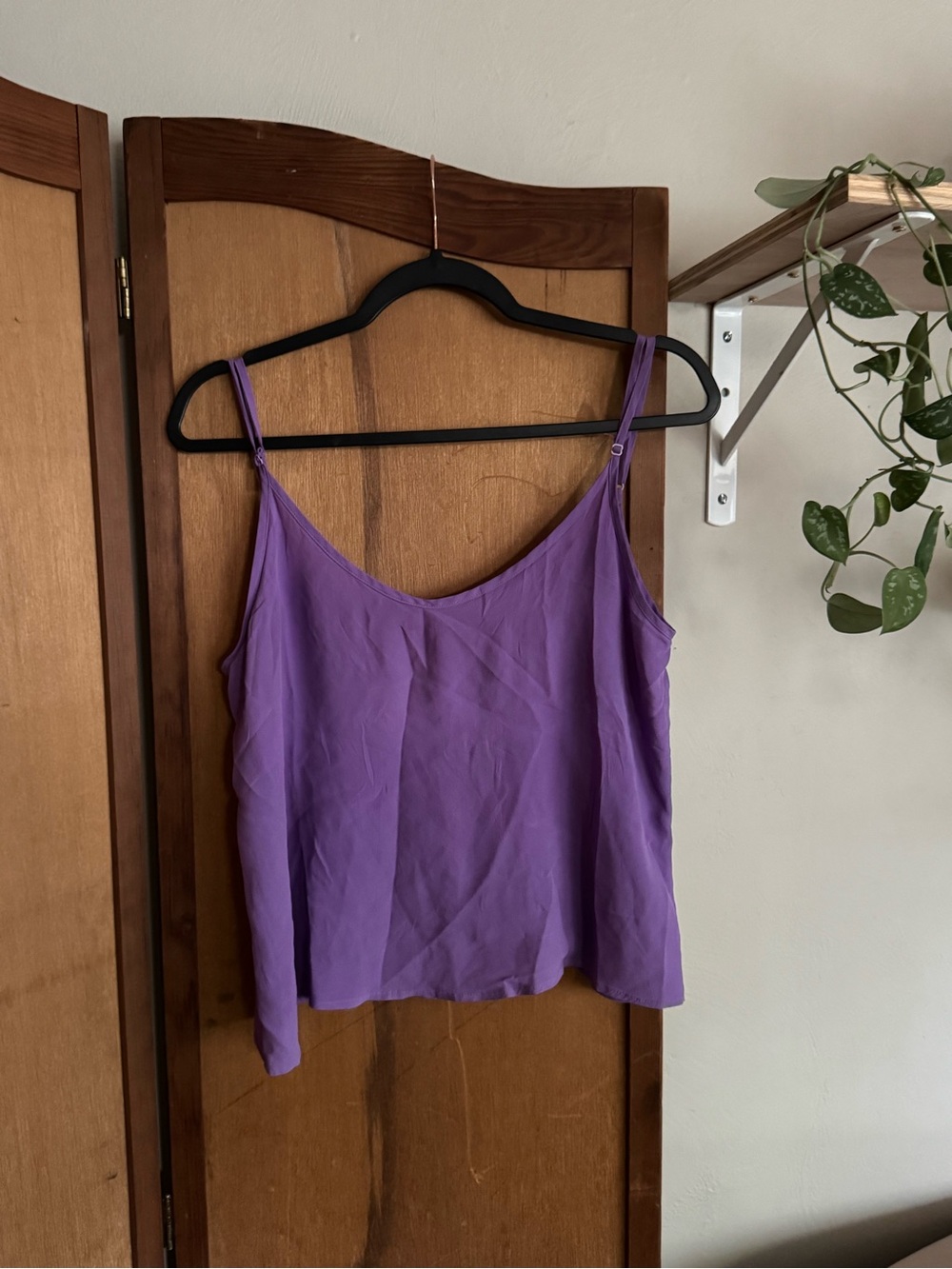 Women's Purple V-Neck Spaghetti Strap Tank Top